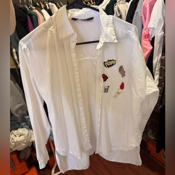 Zara White Shirt with fun patches - Picture 3 of 6